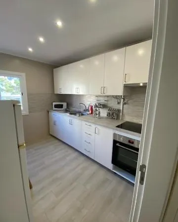 דירה Monte Gordo Apartment *